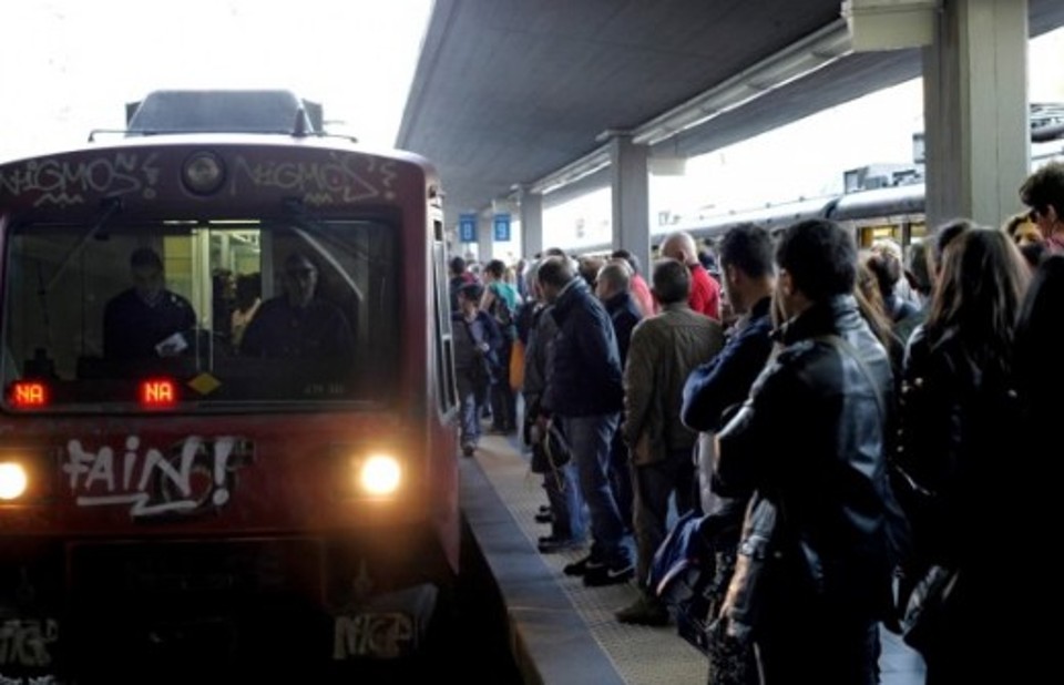 Aggredito personale ferroviario, la circumvesuviana richiede scorta dalle forze dell'ordine