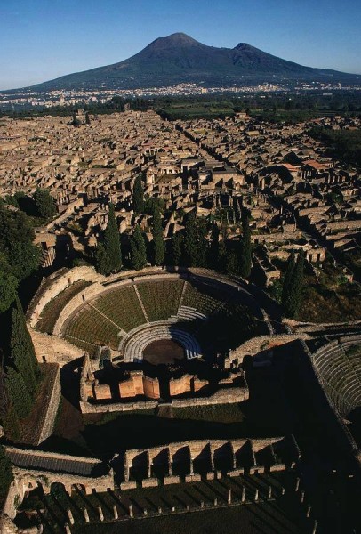 Pompei, panoramica anfiteatro