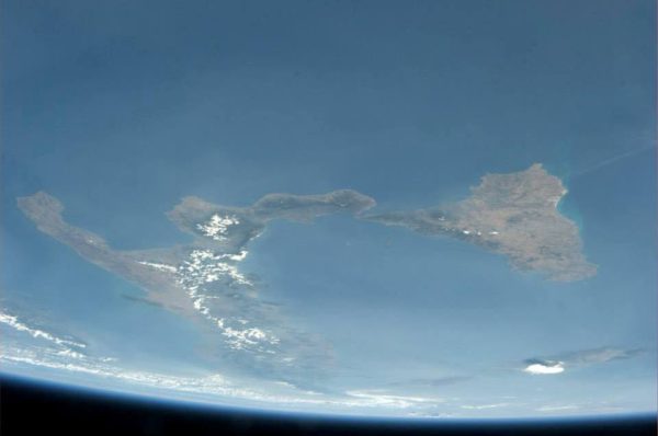 NASA - Il Golfo di Napoli e il Sud in diretta dallo spazio