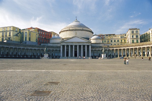 Napoli, Piazza del Plebiscito