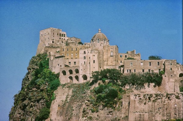 Veduta Castello Aragonese.