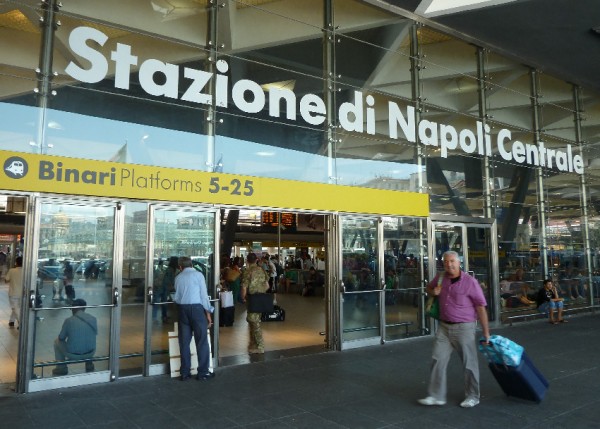 Stazione di Napoli