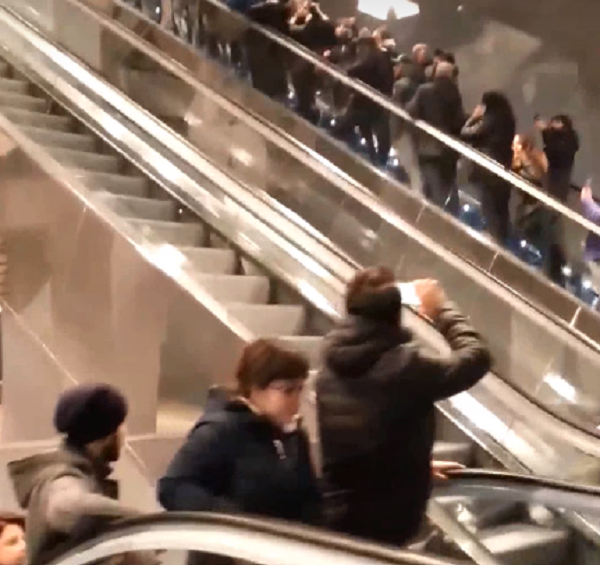 Pino Daniele, stazione metro Garibaldi