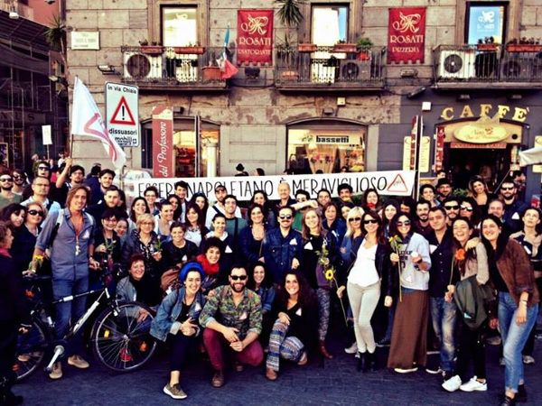 Visita ai Quartieri Spagnoli - Foto di gruppo insieme alla gente che ha partecipato