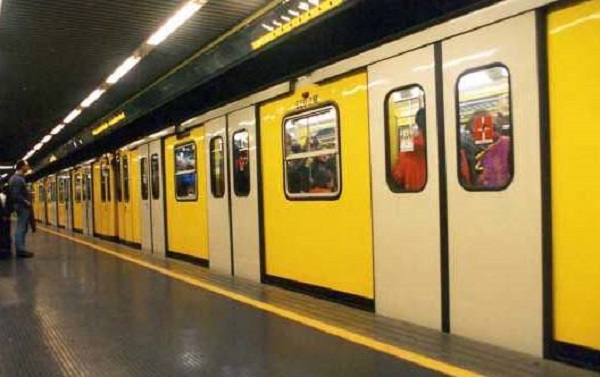 metro metropolitana napoli m1 nuovi treni autobus