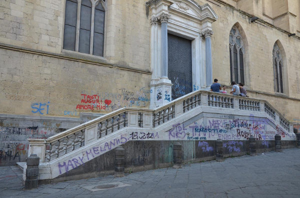monastero basilica santa chiara vandali