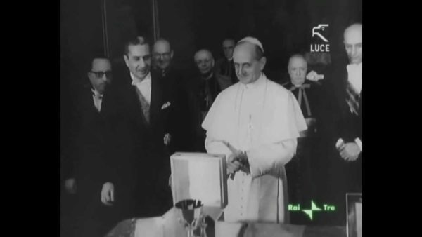 Gennaro Verolino alle spalle di Papa Paolo VI e Aldo Moro