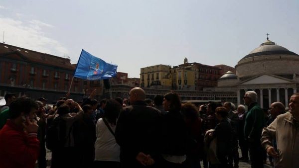 flash mob piazza plesbiscito higuain