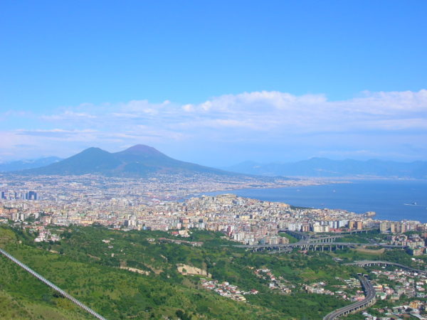 Panorama di Napoli dall'Eremo dei Camaldoli