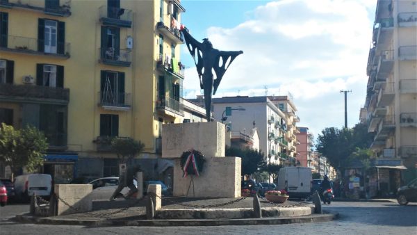 Monumento ai caduti di Piazza Trieste