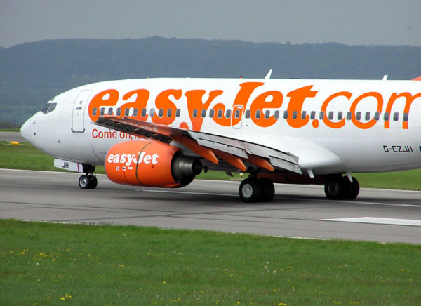 easyjet napoli