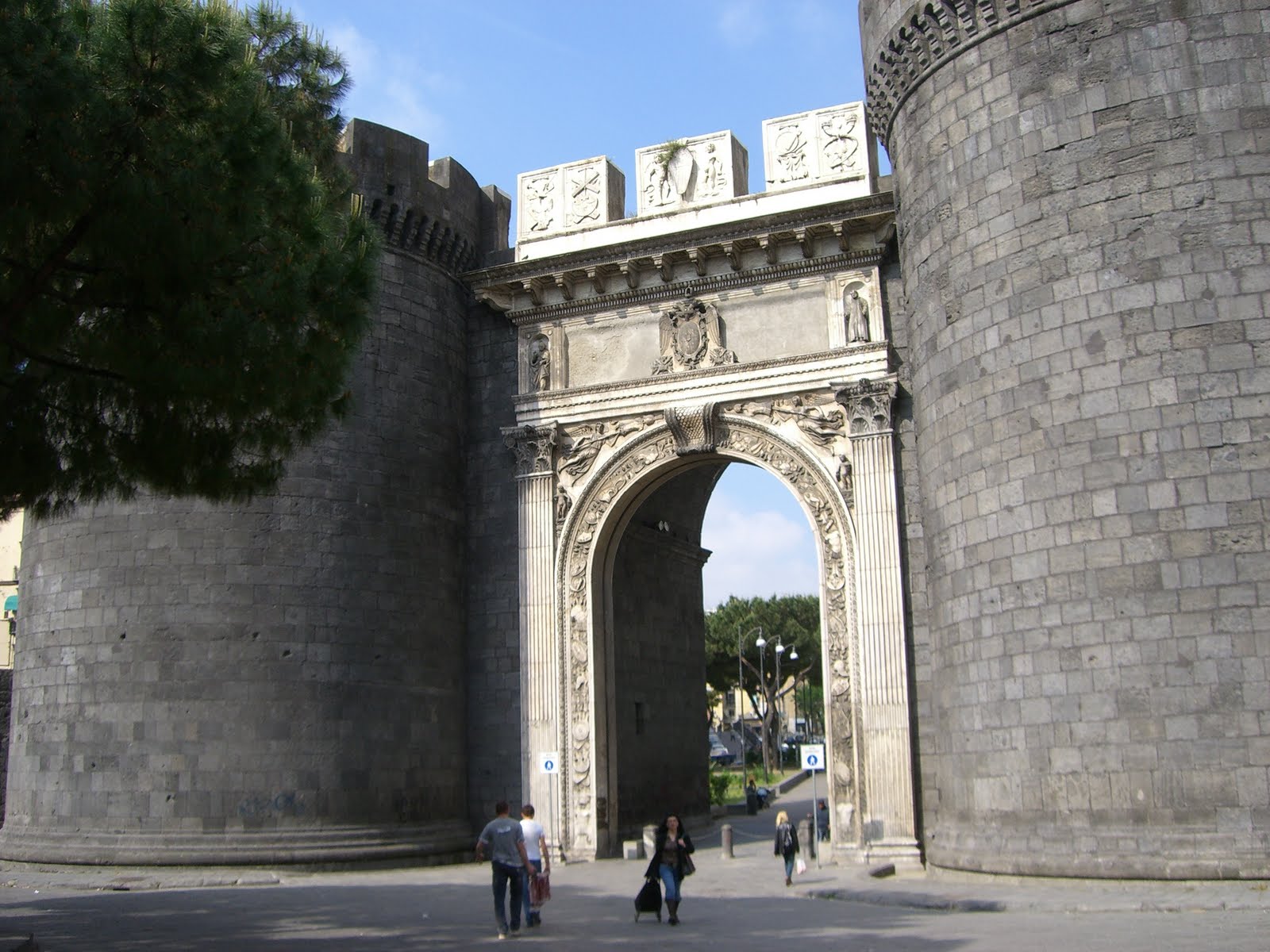 Porta capuana