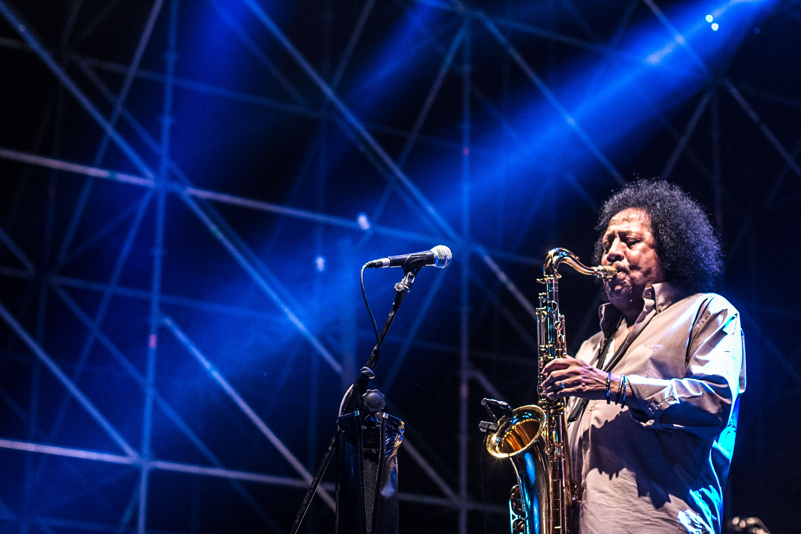 epifania ercolano villaggio befana concerto james senese