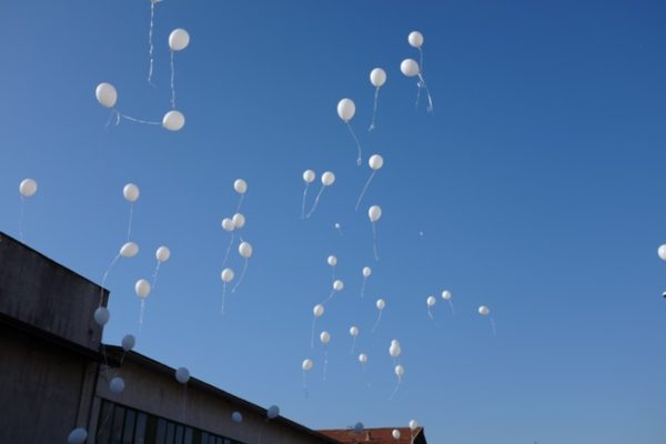 casamarciano palloncini bianchi