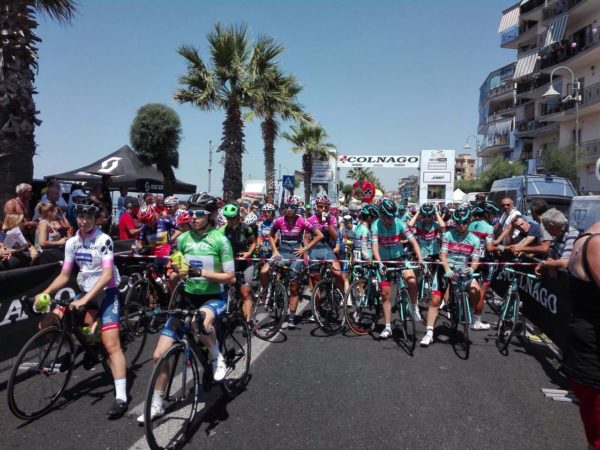 Il Giro Rosa a Torre del Greco, tappa del 9 luglio 2017
