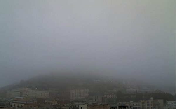 nebbia a Napoli