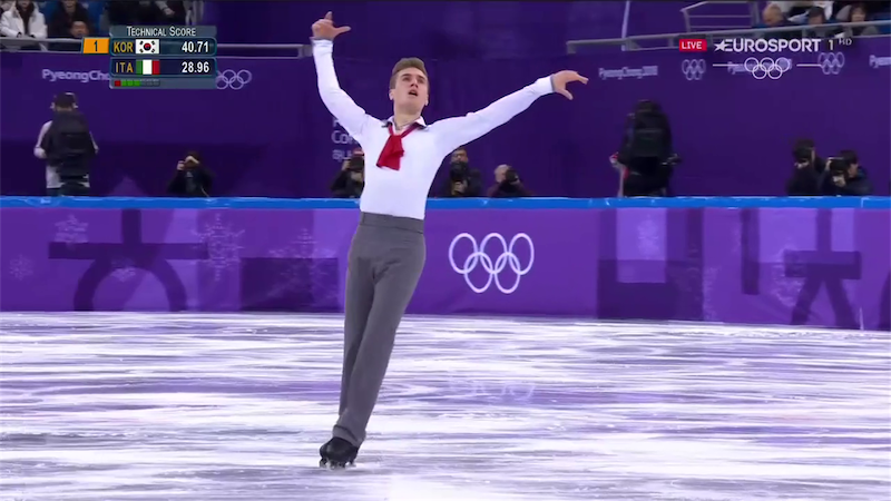 Olimpiadi, il pattinatore azzurro emoziona sulle note di “Torna a