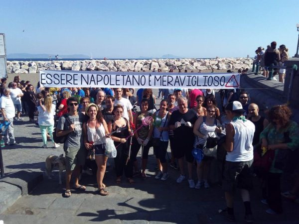 pulizia scogli di mergellina