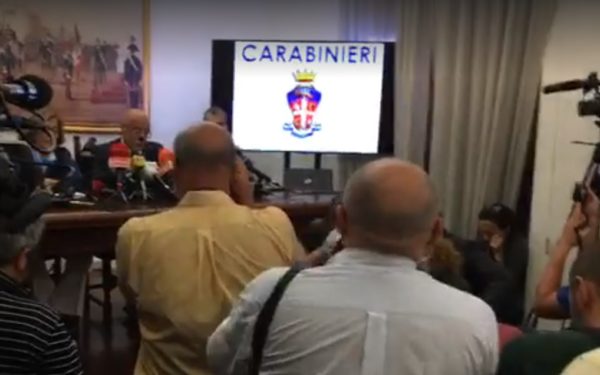 conferenza stampa carabinieri mario cerciello rega