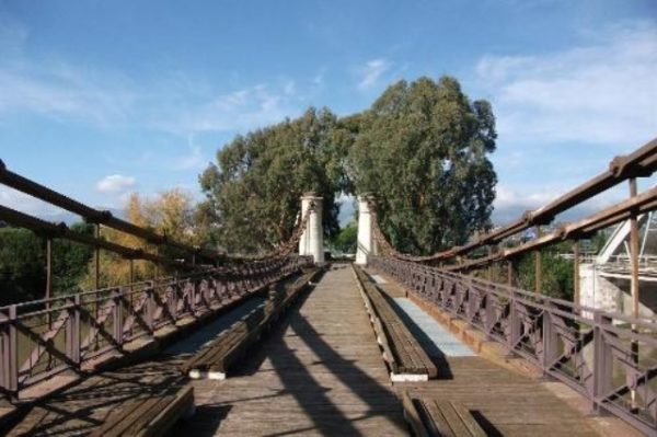 Ponte sul Garigliano