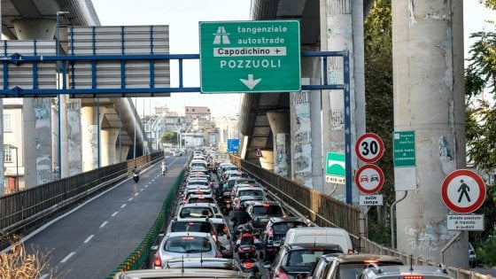 polizia coppia tangenziale