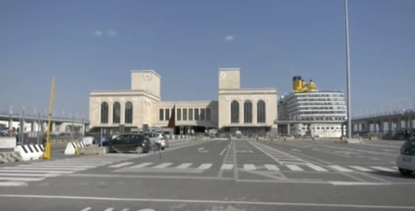 nave crociera napoli