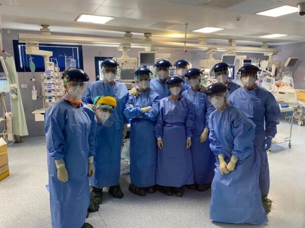 Il Pascale dona 100 infermieri al Cardarelli per sconfiggere il Covid-19