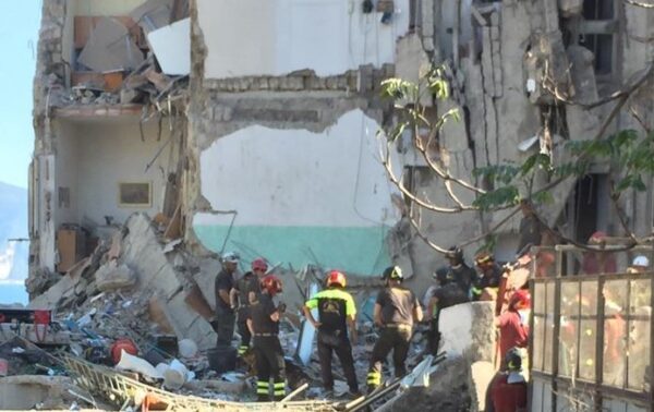 palazzo crollato torre