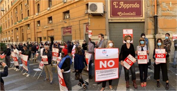 protesta gestori locali napoli