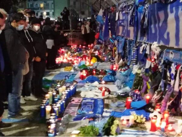 assembramenti napoli