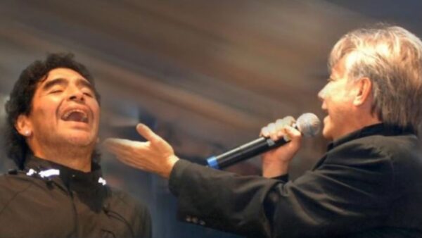 cantanti napoletani maradona