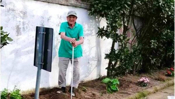 sindaco bacoli anziani