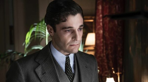 Il commissario Ricciardi