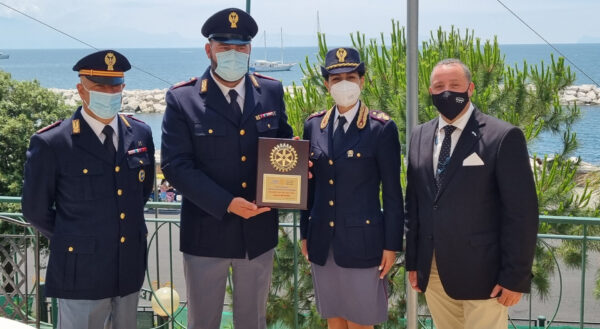 premio apicella poliziotto