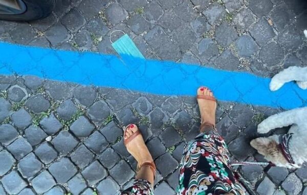 mascherina dipinta napoli