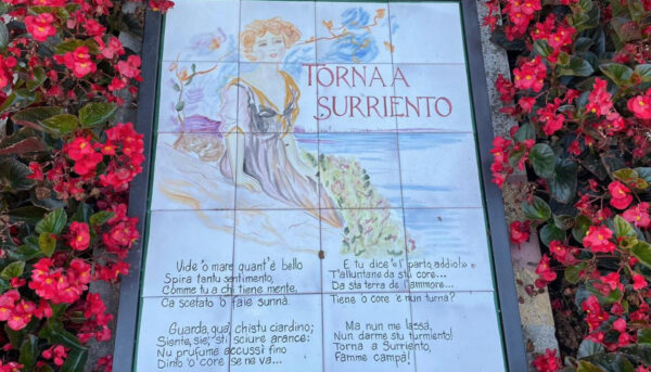 torna a surriento