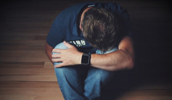 25enne violentato 25enne violentato