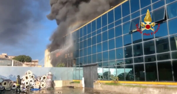 incendio arzano sindaco