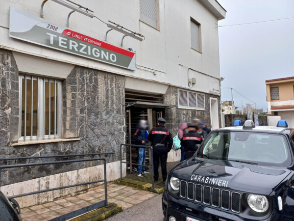controlli carabinieri napoli