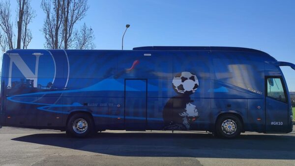 napoli nuovo bus maradona
