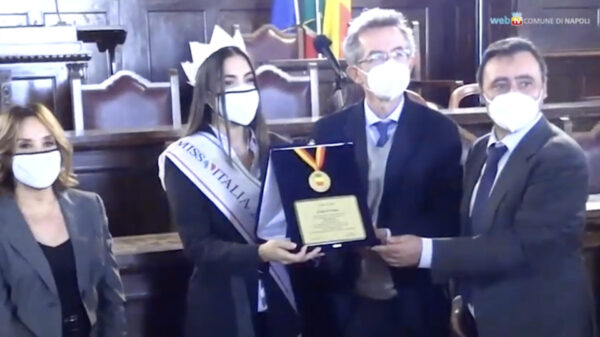 zeudi di palma targa comune di napoli