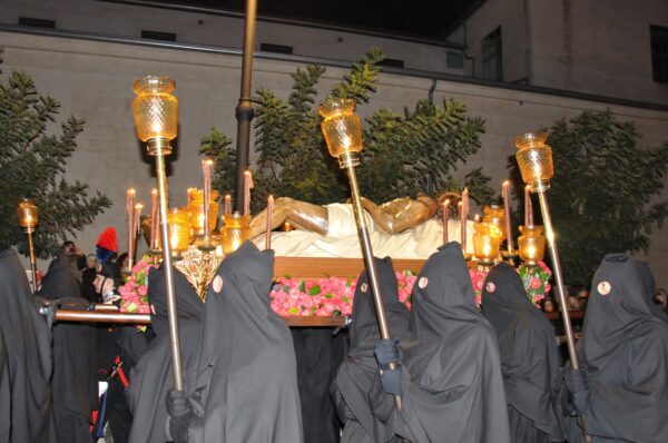 processione cristo morto sorrento