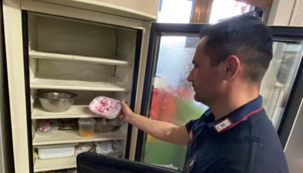 castello cisterna cibo 