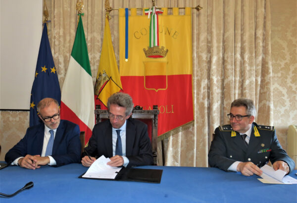 patto comune napoli evasione tributaria