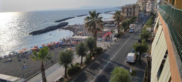 torre del greco pulizia litoranea