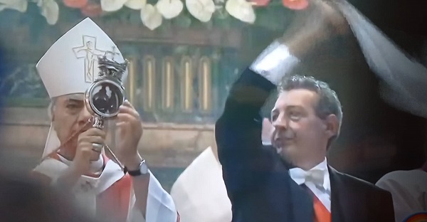 San Gennaro ha fatto il miracolo