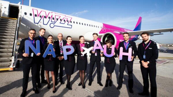wizzair volo napoli abu dhabi