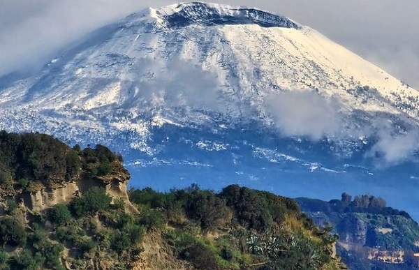 Vesuvio neve