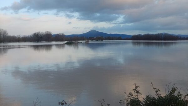 esondazione fiume volturno video