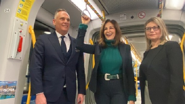 Treni a Milano ischia